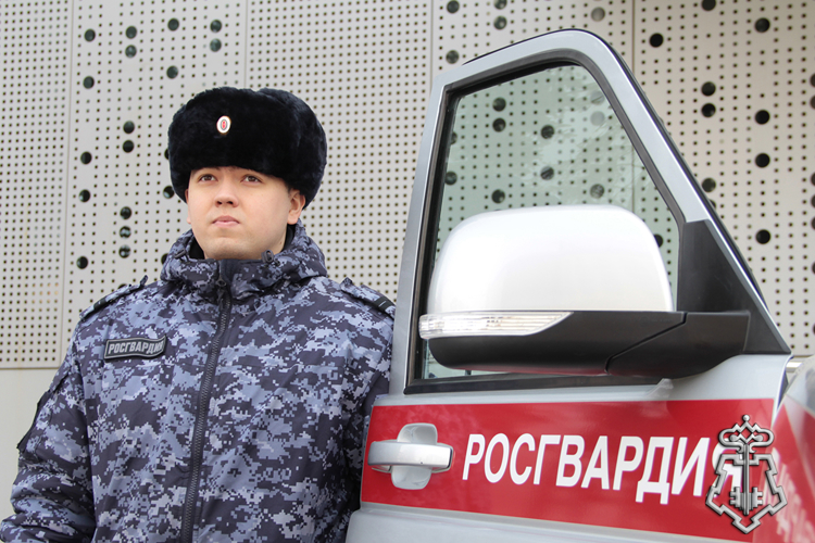 Вневедомственная охрана Росгвардии познакомила жителей Ишима со своей службой