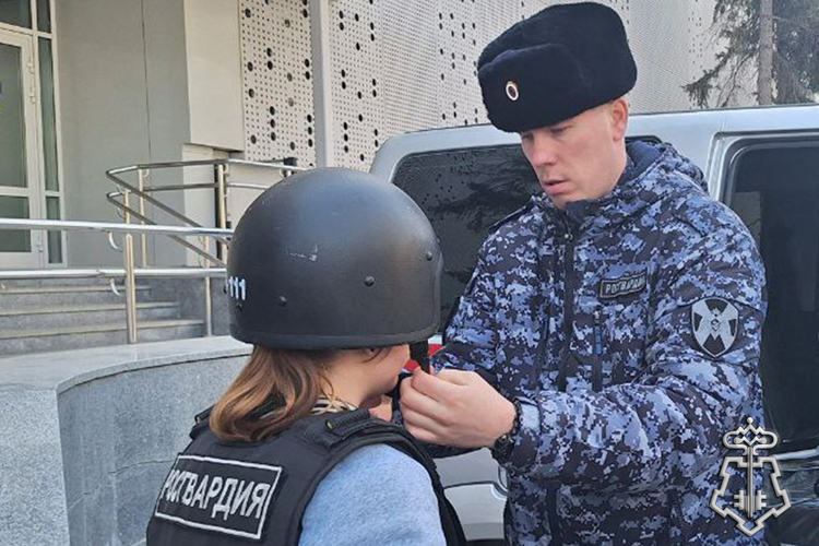 Вневедомственная охрана Росгвардии познакомила жителей Ишима со своей службой