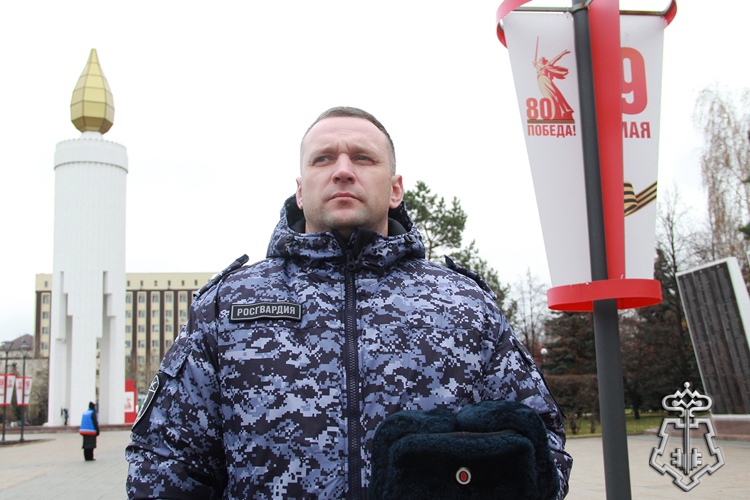 В Дмитриевскую субботу росгвардейцы в Тюмени почтили память погибших защитников Отечества