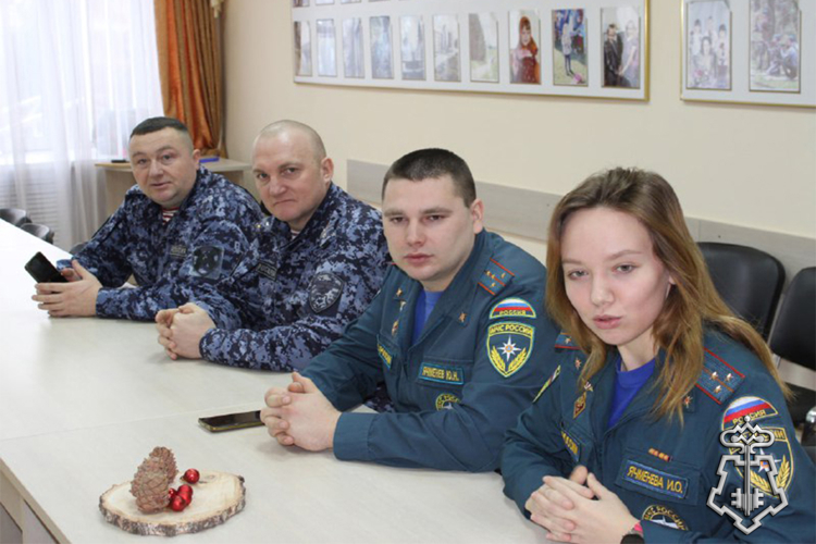 В Тюменской области сотрудники вневедомственной охраны Росгвардии приняли участие в межведомственном круглом столе