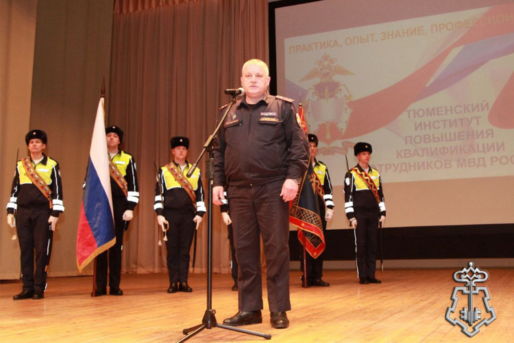 В Тюмени завершили профессиональное обучение сотрудники вневедомственной охраны Росгвардии