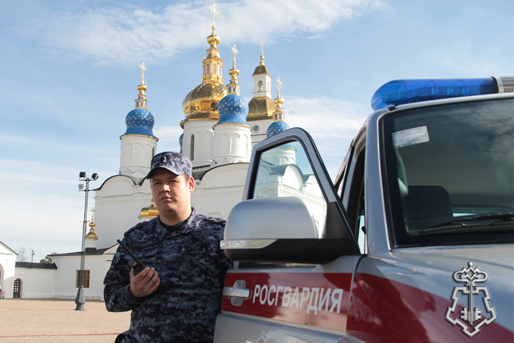 Росгвардия обеспечила безопасность празднования в Тюменской области православной Пасхи