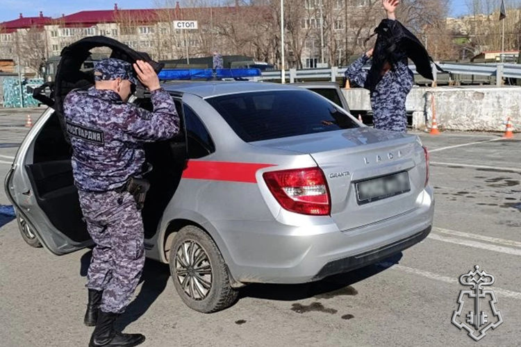 Лучшие сотрудники вневедомственной охраны Росгвардии определены в Тюменской области