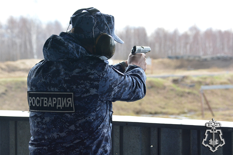 Лучшие сотрудники вневедомственной охраны Росгвардии определены в Тюменской области