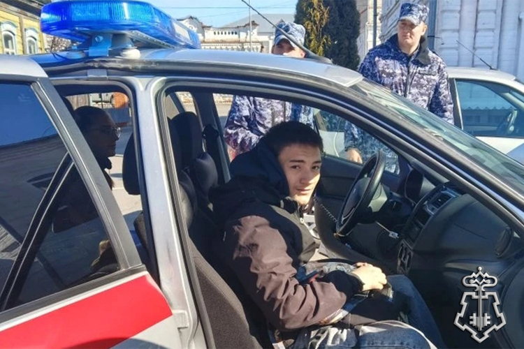 Сотрудники вневедомственной охраны в Тюменской области проводят для школьников профориентационные мероприятия
