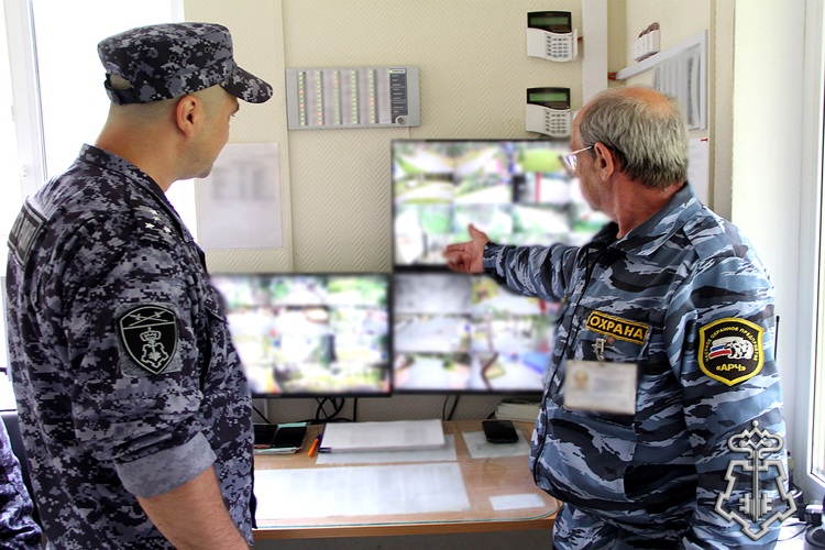 Росгвардия в Тюменской области обеспечила безопасность детских лагерей в период летней оздоровительной кампании