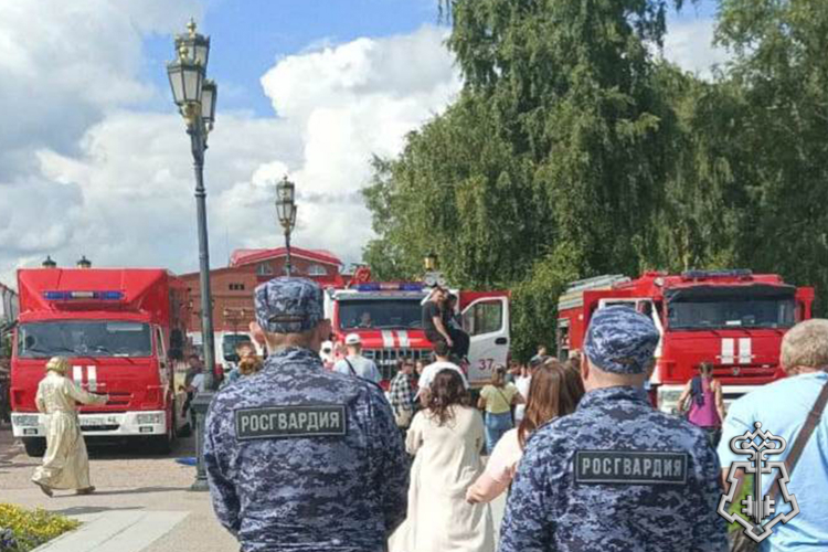 Росгвардейцы в Тюменской области обеспечили безопасность торжеств в честь Дня области и международных соревнований