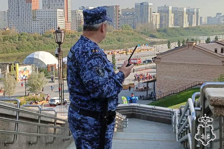 Росгвардейцы в Тюменской области обеспечили безопасность Всероссийского дня бега «Кросс нации»